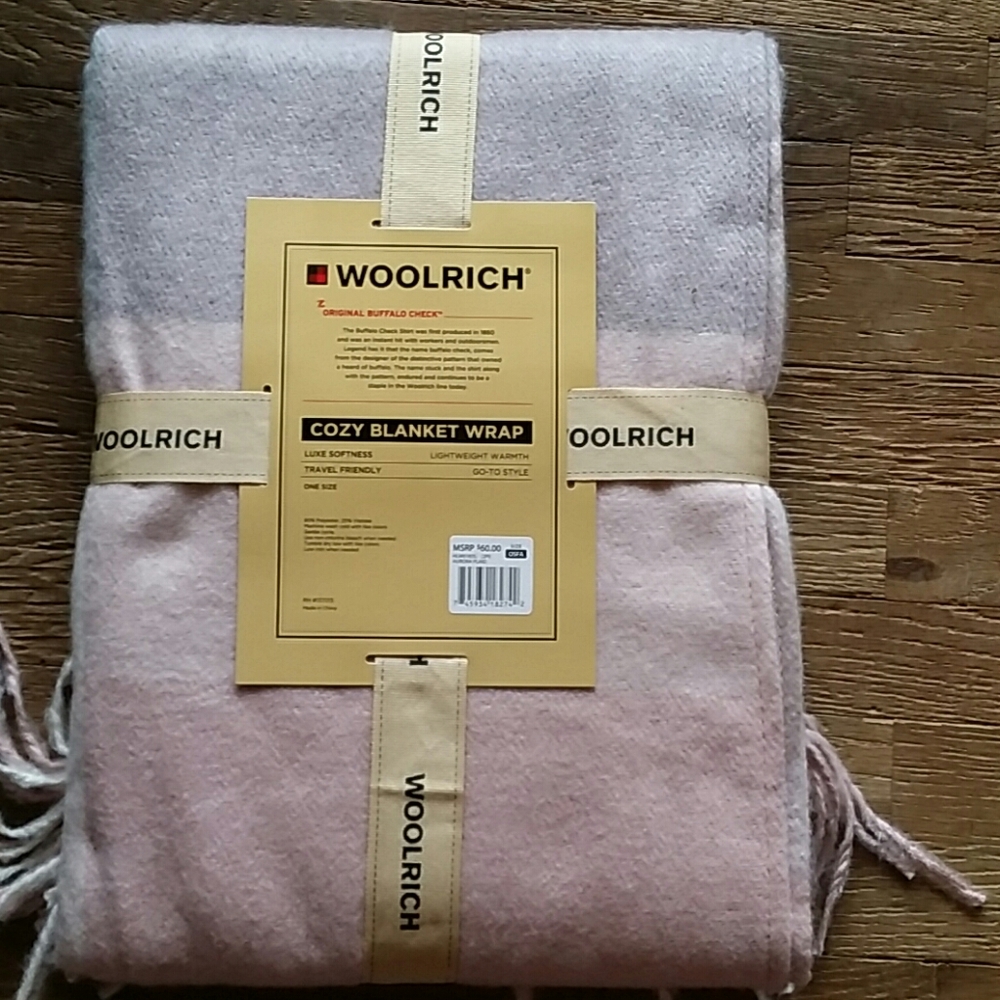 New Woolrich Blanket Wrap - Picture 2 of 2
